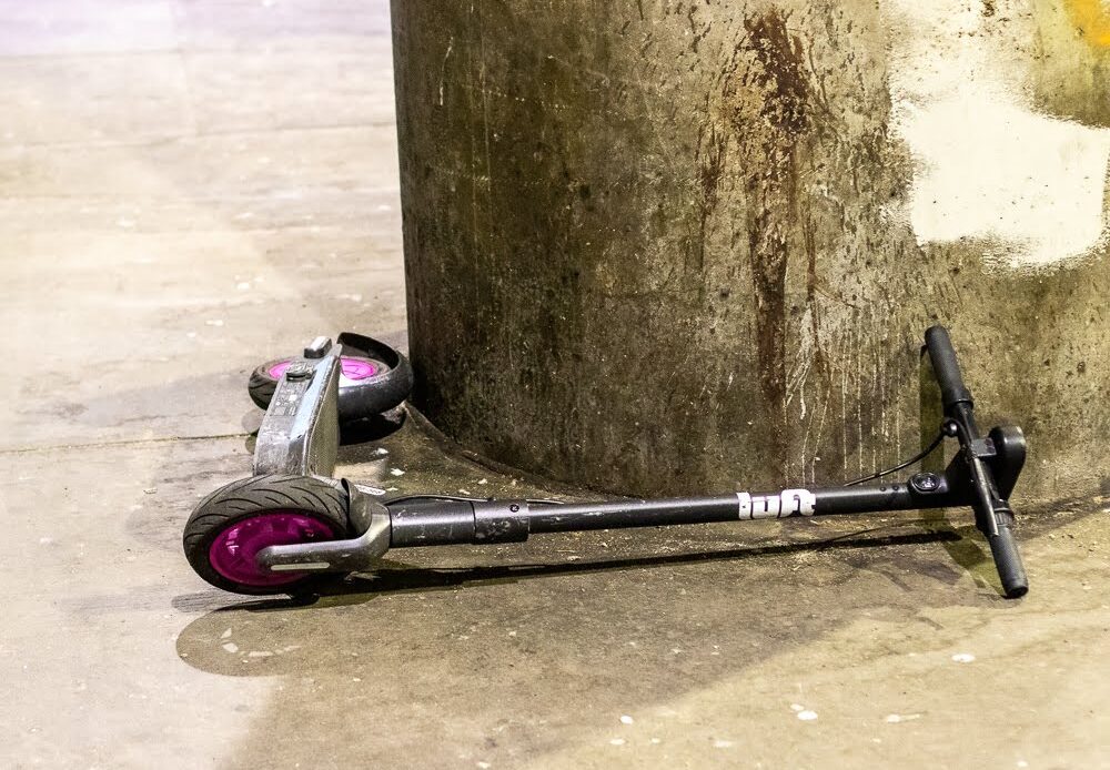 2 Injured in Hit-and-Run Crash Involving Scooter at Vernon St & Broad St