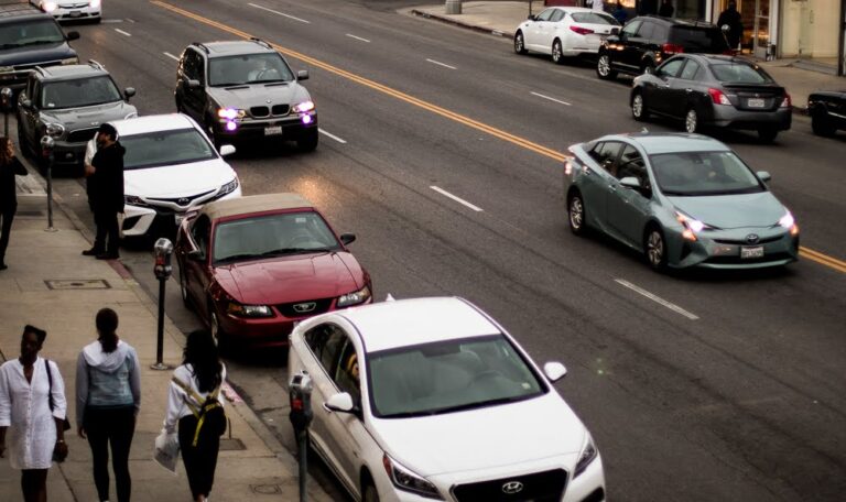 Injury Crash Involving Juveniles at Woodland St & Greenfield St