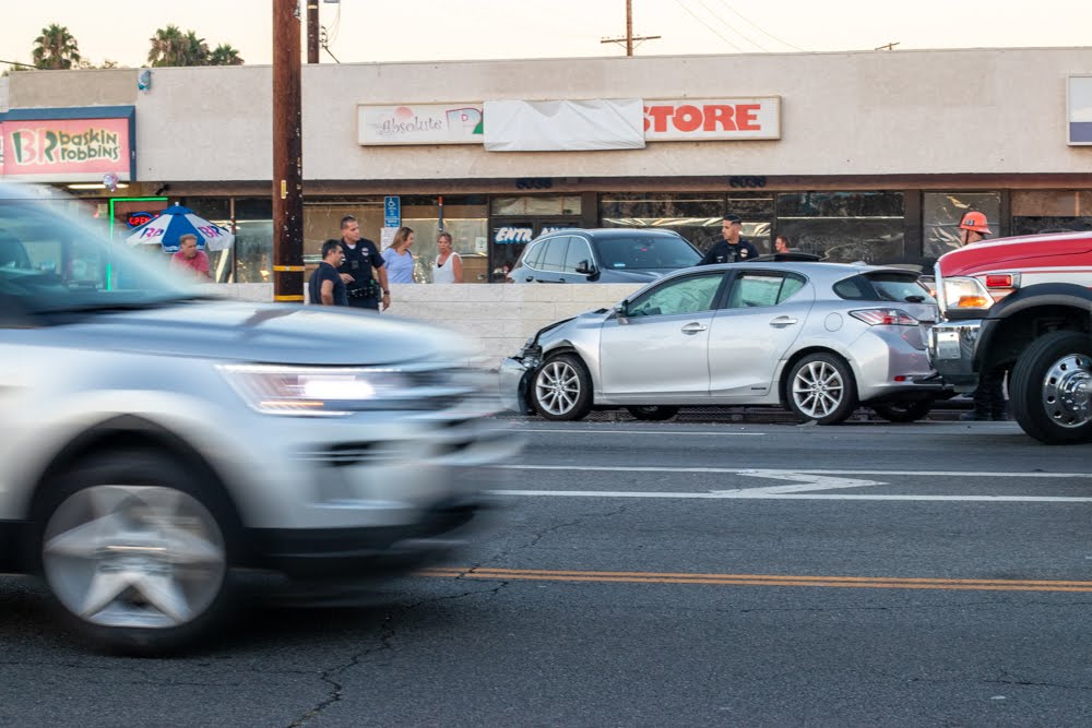 Two-Car Crash Causes Injuries Near West St & Spring St